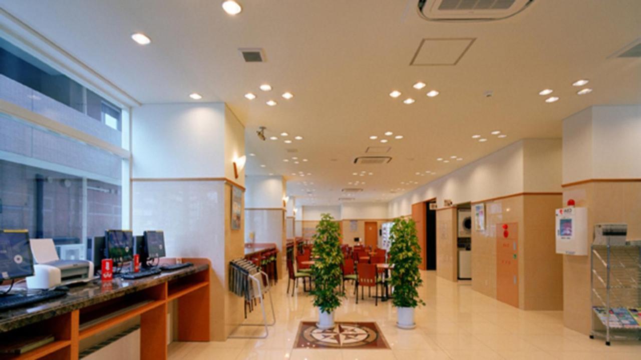 Toyoko Inn Takasaki Eki Nishi Guchi No 1 Exteriör bild