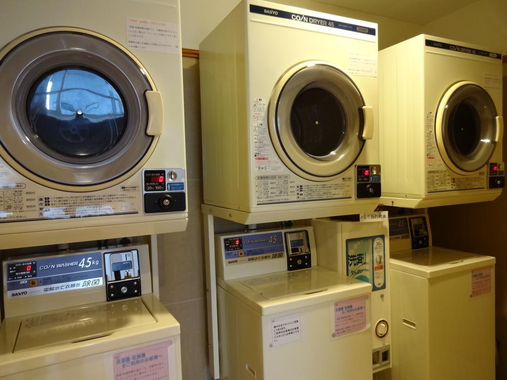 Toyoko Inn Takasaki Eki Nishi Guchi No 1 Exteriör bild
